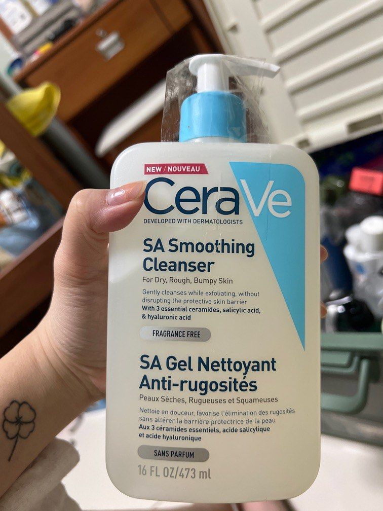 Cerave SA smoothing cleanser 472ml, Beauty & Personal Care, Face, Face