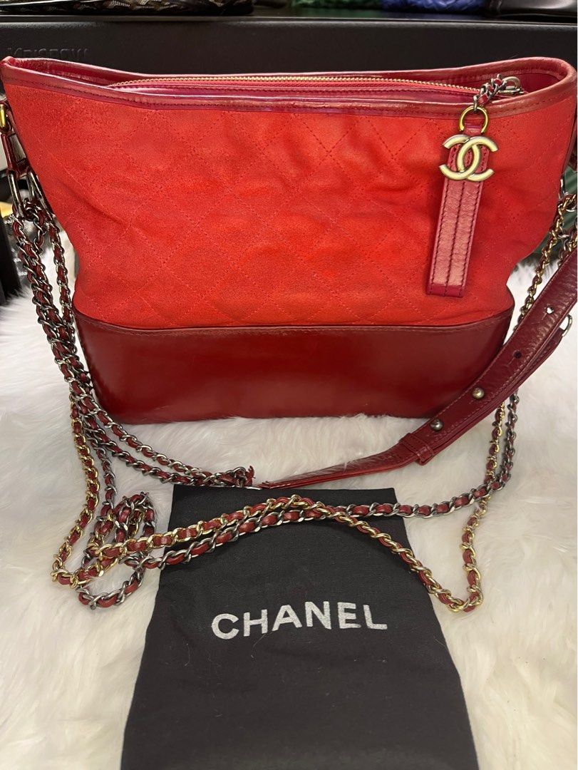 Chanel gabrielle size 24cm kulit made in france lengkap box, Fesyen Wanita,  Tas & Dompet di Carousell