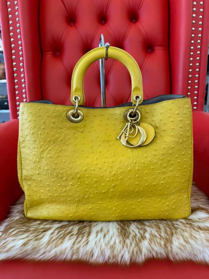 Christian Dior tote bag Medium to large Genuine Leather Rank A to ab