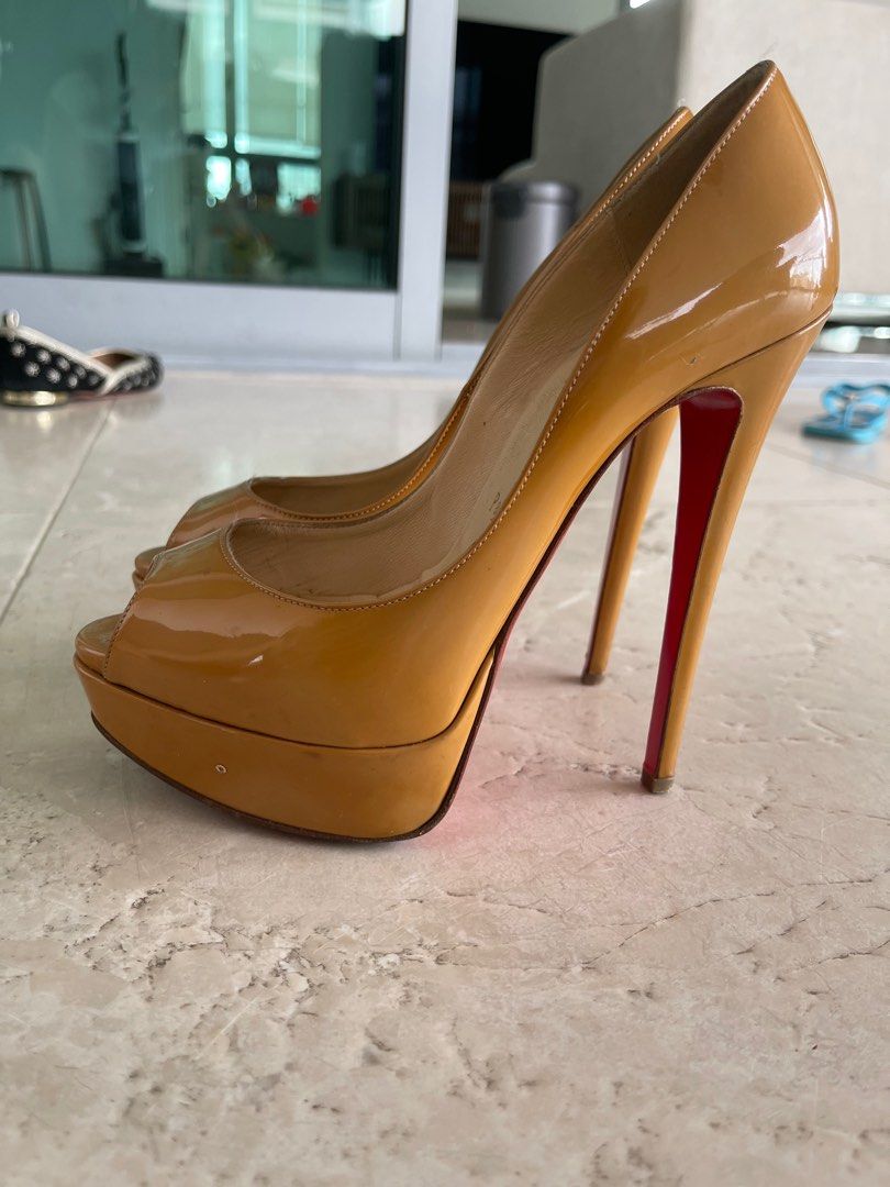 Christian louboutin clearance lady peep nude
