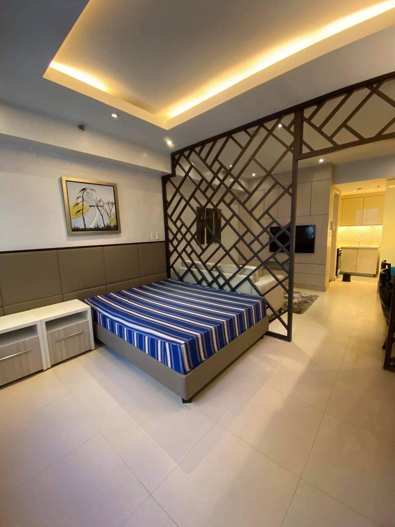 Condo located at the infinity for sale (Category: Apartments & Condos) located in Taguig. Submitted by consumergoodstrading (Listing ID 1223710509, Image 3). Description: 🏡Studio Unit Located At BGC For Sale 📍Location:The Infinity Residence , 25th St ,BGC ,Taguig 📍Corner Unit 📍Clean Title On Hand 📍28th Floor 📍Floor Area 37Sqm 📍Fully Furnished 📍Studio Suite 📍With Parking ✅ 📍Never Been Tenanted 💵 Price : 10,500,000 PHP monthly dues: 3,88
