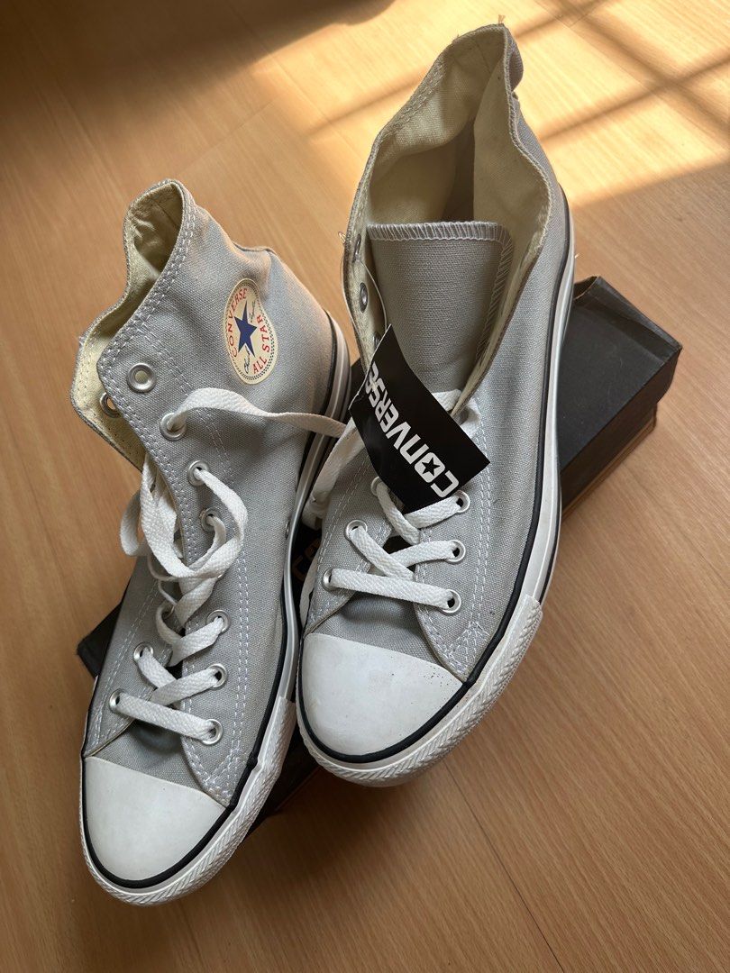 Light gray converse shop