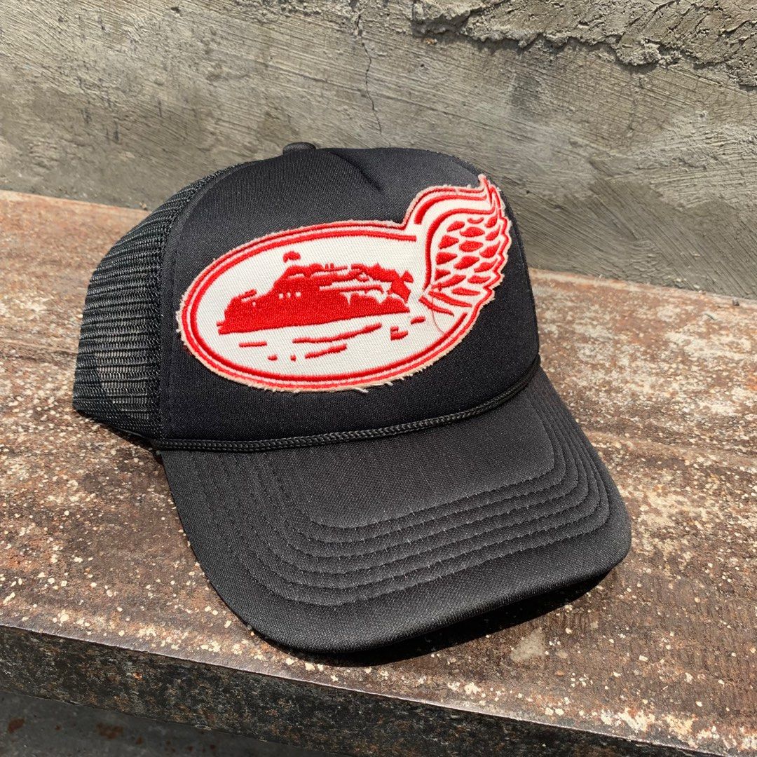 Corteiz Alcantraz wing trucker hat (Category: Caps & Hats) located in Manila. Submitted by paymelikelandlord (Listing ID 1223648002, Image 1). Description: FORSALE ONLY Corteiz Crtz.rtw Alcantraz Wing Black Trucker cap Php 3.500 only Brandnew and Authentic Dm to purchase .