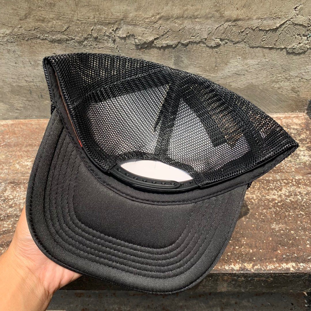 Corteiz Alcantraz wing trucker hat (Category: Caps & Hats) located in Manila. Submitted by paymelikelandlord (Listing ID 1223648002, Image 2). Description: FORSALE ONLY Corteiz Crtz.rtw Alcantraz Wing Black Trucker cap Php 3.500 only Brandnew and Authentic Dm to purchase .