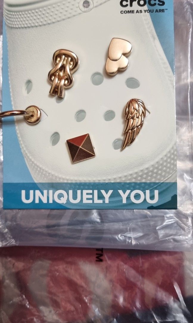 CROCS METAL JIBBITZ SET on Carousell