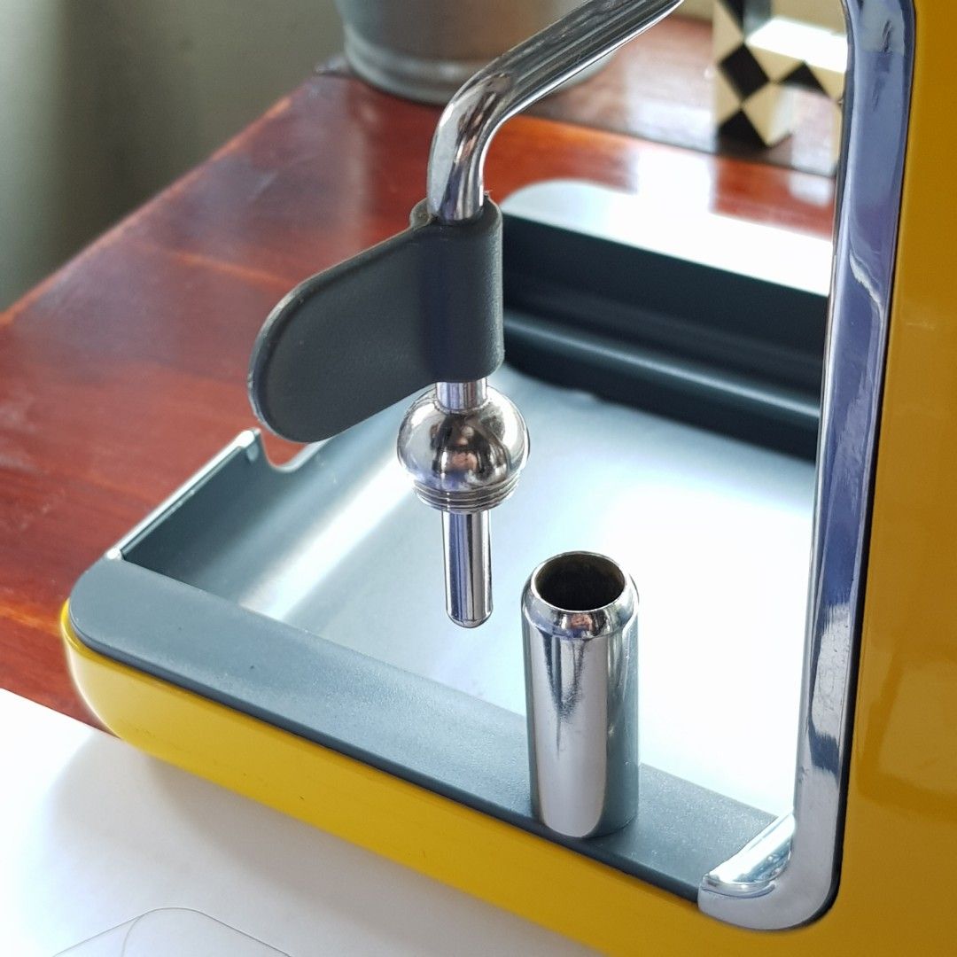 Delonghi kenwood Kmix Pump Espresso coffee Machine, TV & Home