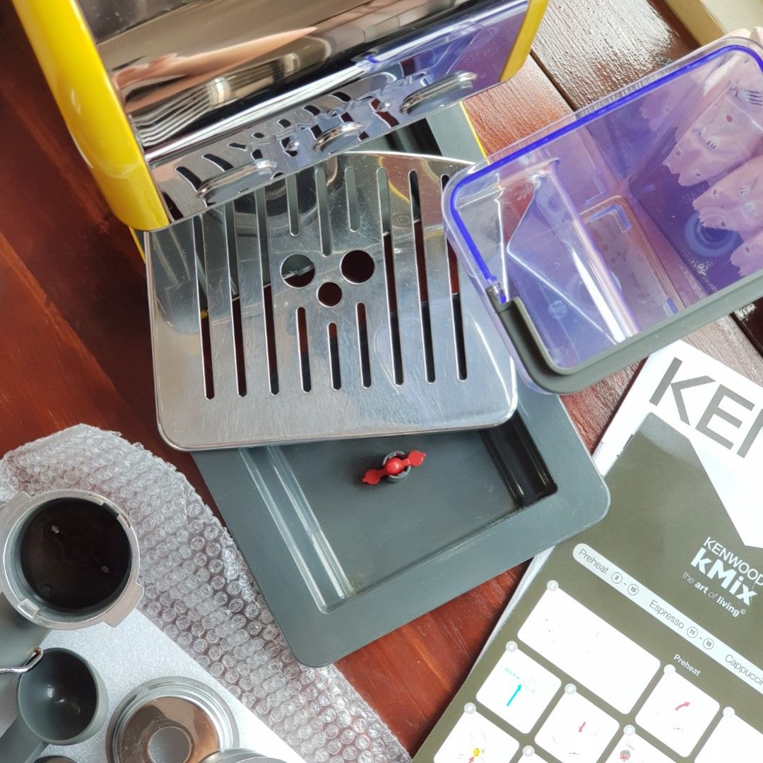 Delonghi kenwood Kmix Pump Espresso coffee Machine, TV & Home