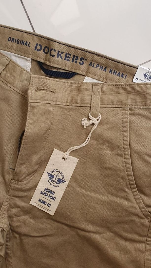Dockers Alpha Khaki Skinny Fit Size 32