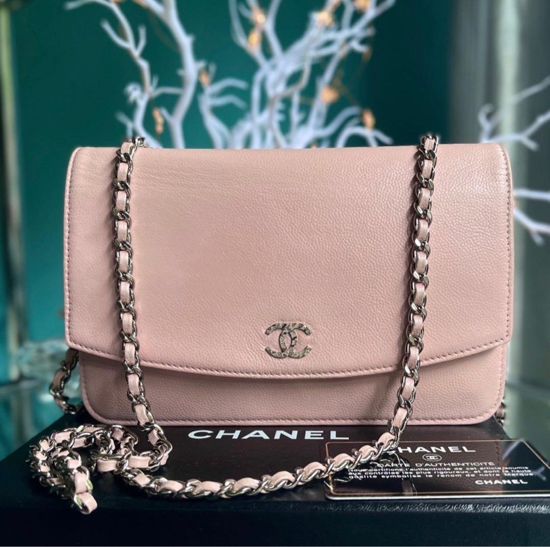 BNIB Authentic CHANEL Classic Quilted Light Pink Caviar Leather Wallet on  Chain