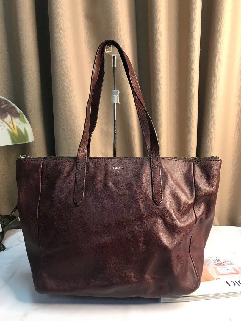 Fossil Sydney Tote Bag, Women's Fashion, Bags & Wallets, Tote Bags on  Carousell
