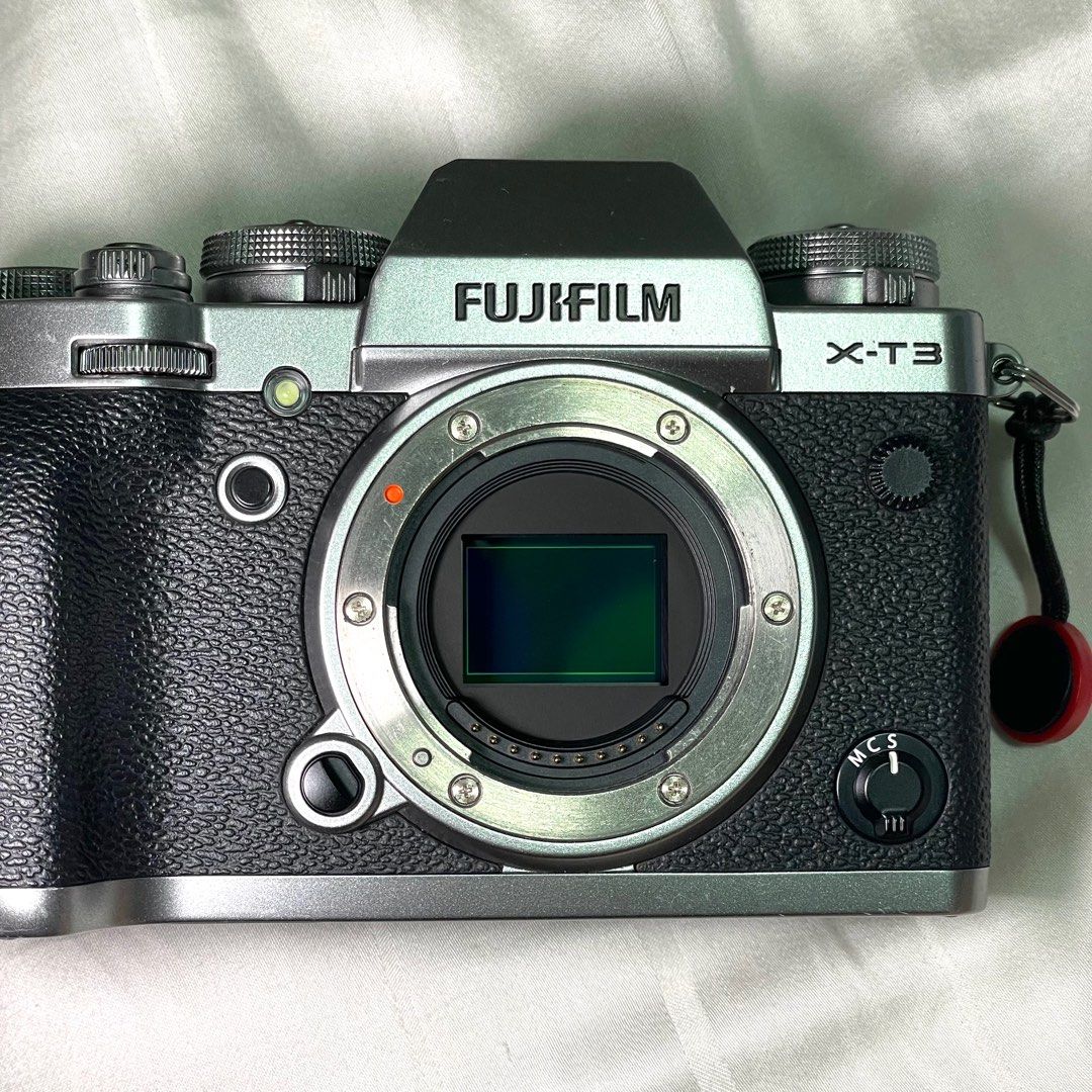 Fuji Xt3 with accessories, Photography, Cameras on Carousell
