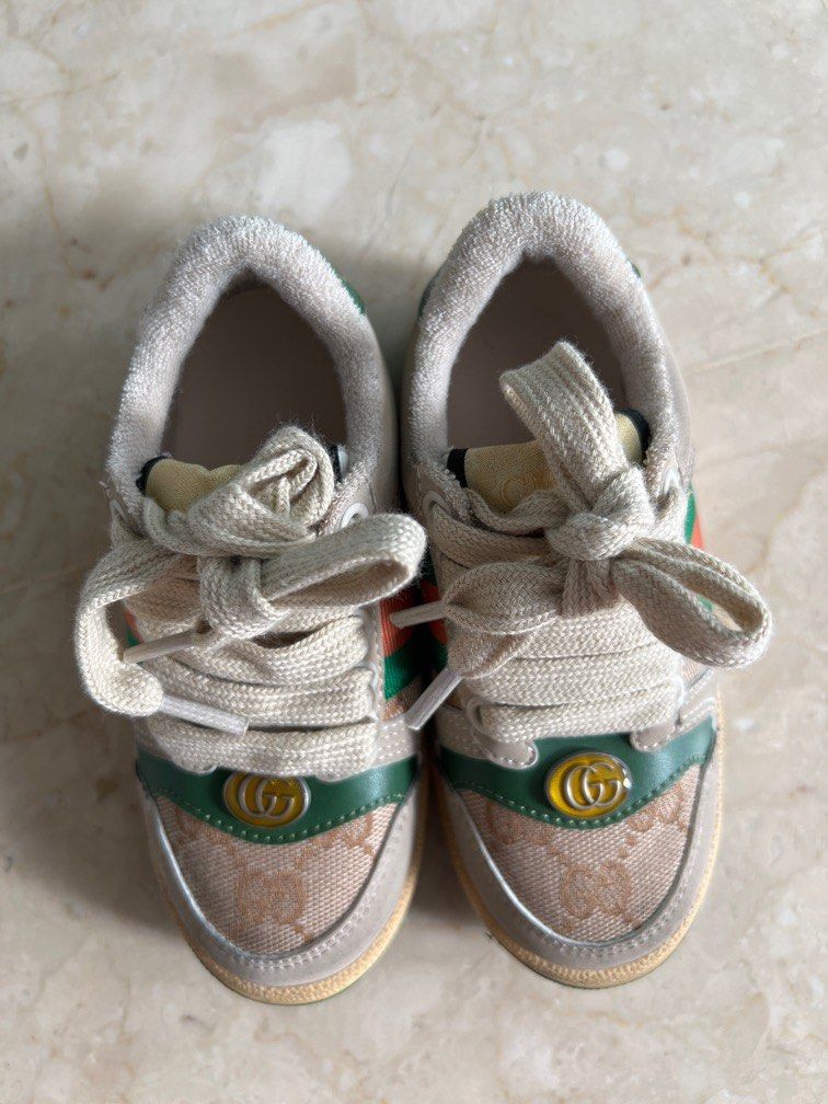 Gucci kids shors store