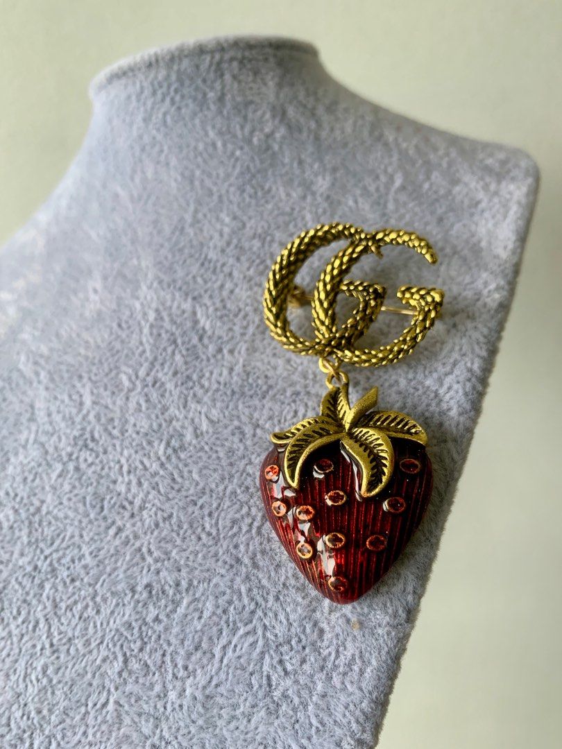 Vintage discount gucci brooch