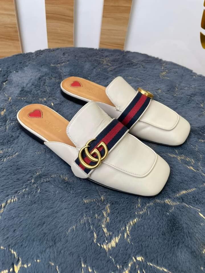 Gucci leather slipper white online