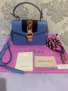 Gucci sylvie top handle blue