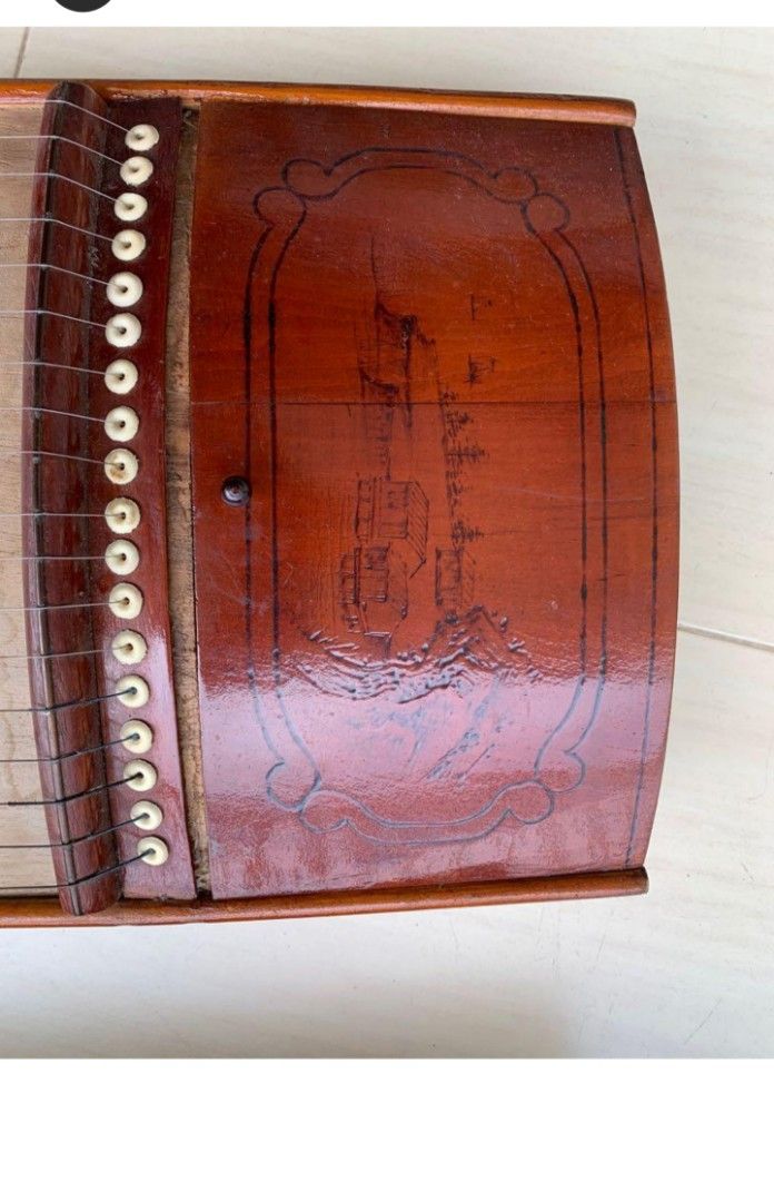 Guzheng 18 strings, Hobbies & Toys, Music & Media, Musical Instruments