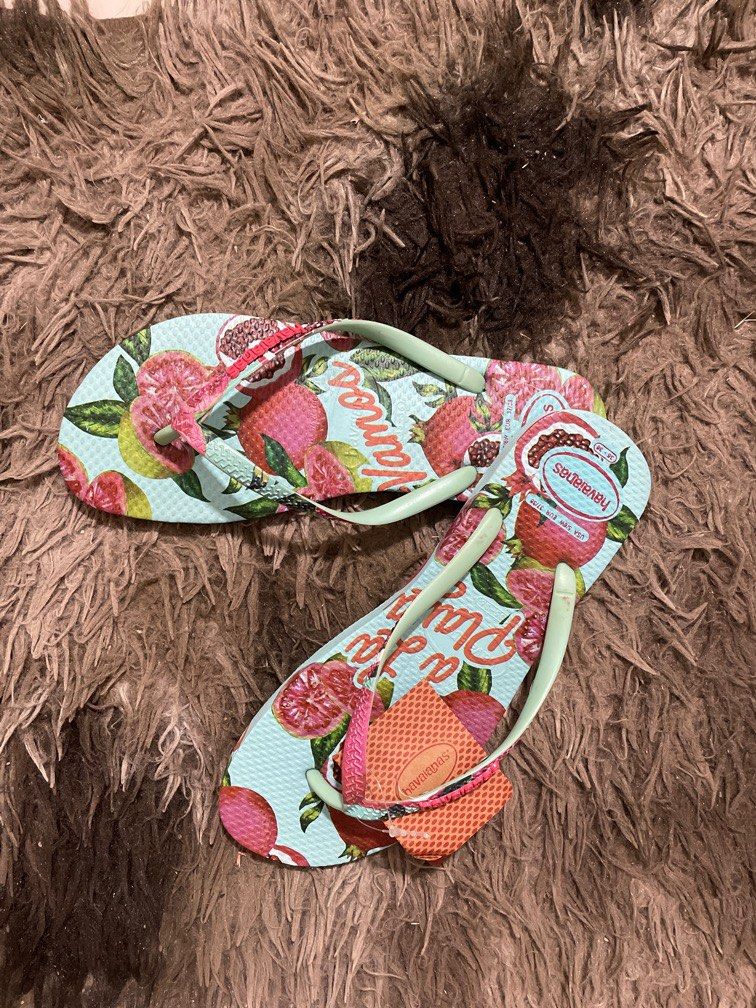 Havaianas tropical store