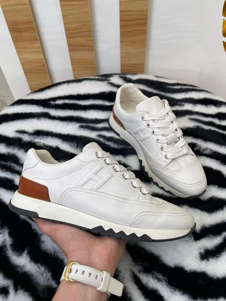 Hermes trail sneaker top