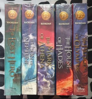 HEROES OF OLYMPUS COMPLETE SET