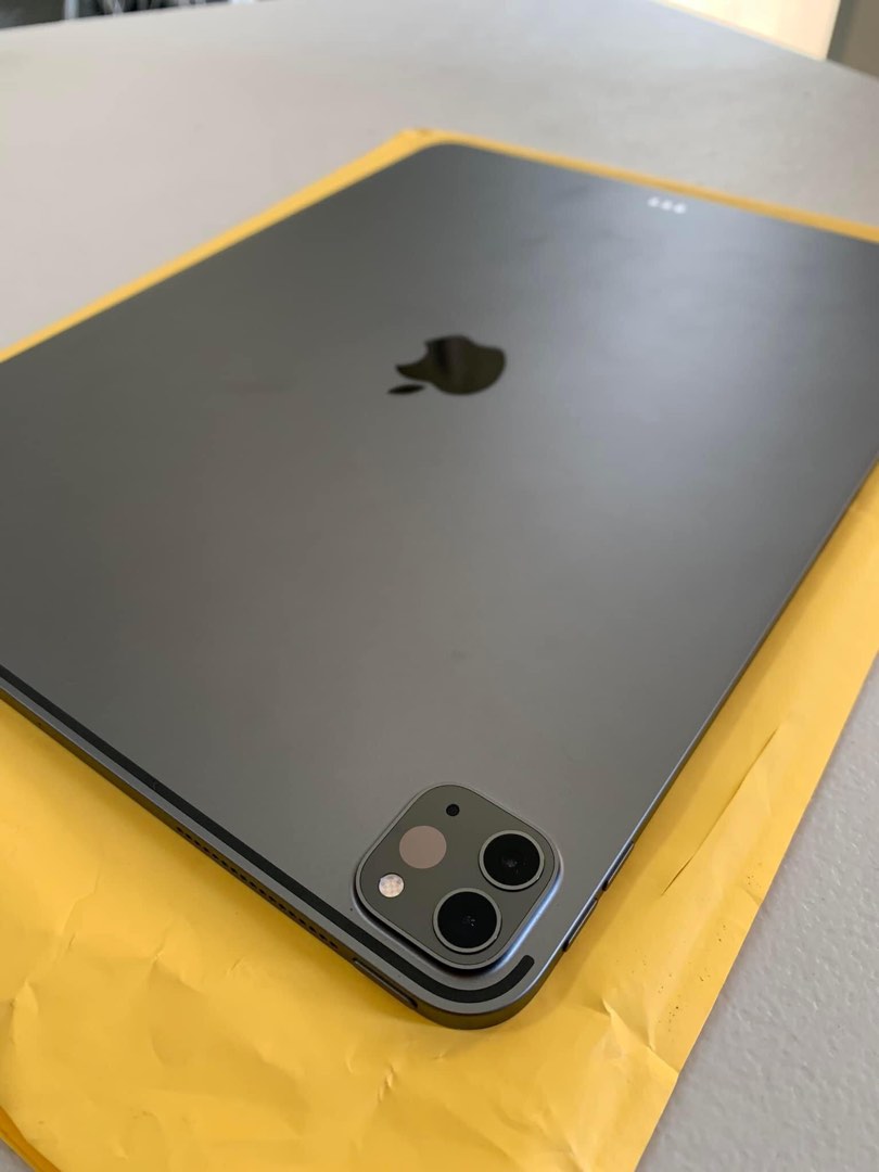 iPad Pro 12.9 inches 4th generation 256gb wifi, Mobile Phones & Gadgets ...