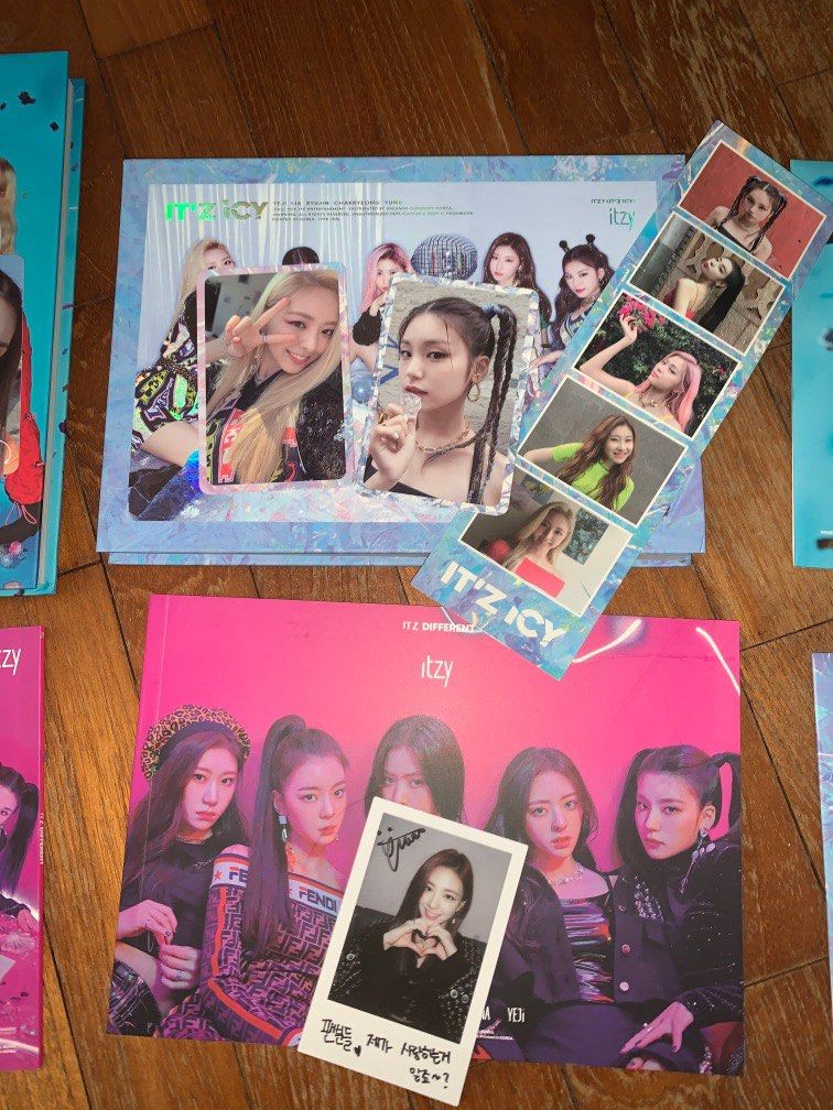 Itzy IT'Z ICY Album Set + IT'Z DIFFERENT Photobooks + PCs + PO