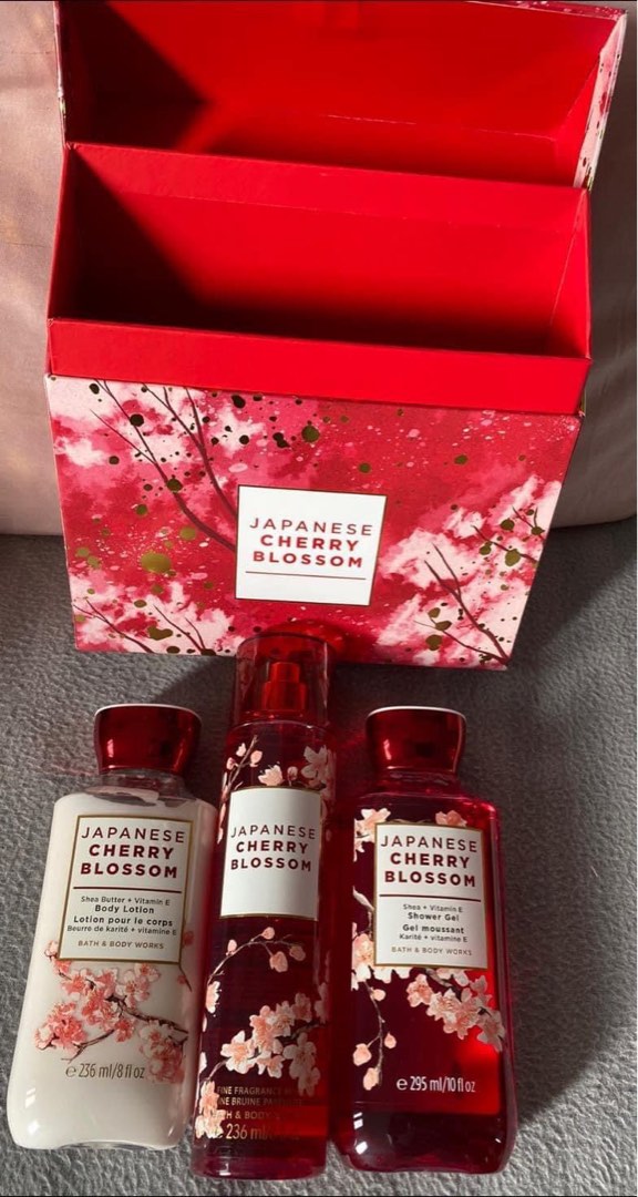 Japanese Cherry Blossom Gift Set on Carousell