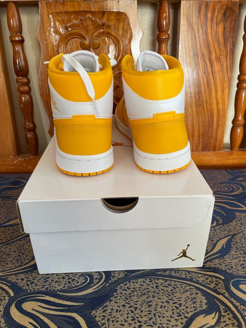 Jordan 1 mid women size 7us (Category: Sneakers) located in Polangui. Submitted by juangoicco (Listing ID 1223632952, Image 3). Description: jordan 1 mid women brandnew 100%liget size 7us women buyer SF.