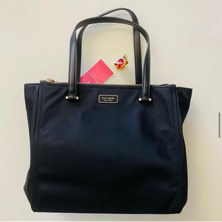 (Category: ) located in . Submitted by theangelwearsbranded (Listing ID 1223633309, Image 1). Description: .