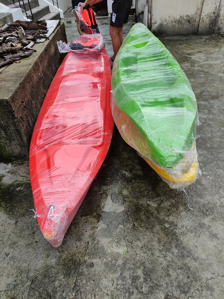 kayak boat on Carousell