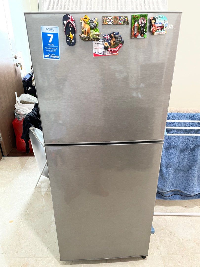 Kulkas Aqua 2 pintu Merk Sharp on Carousell