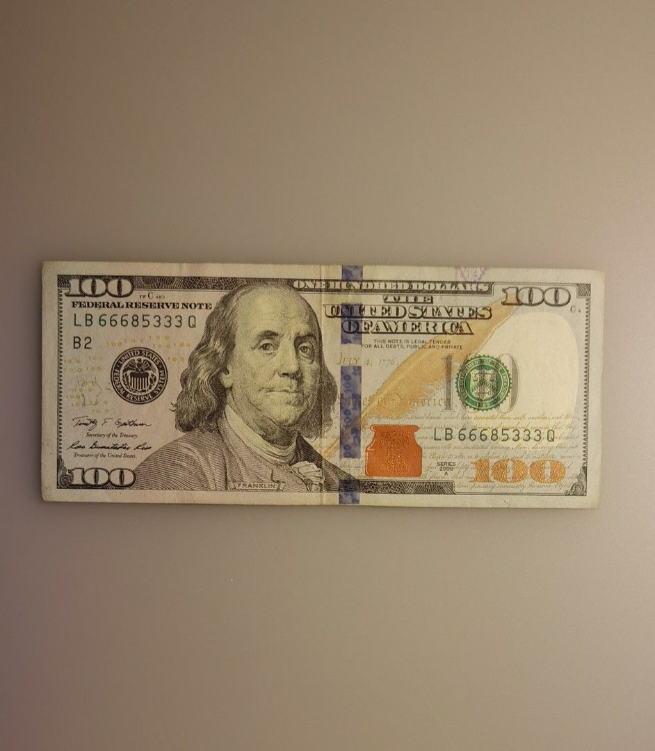 LB66685333Q💥United States Dollar🇺🇸One Hundred Dollar 💲100 💲💯Banknote💸美金美元一百元鈔票帶雙豹子靚號💰LB66685333Q #U000, 興趣及遊戲, 收藏品及紀念品, 錢幣-  Carousell