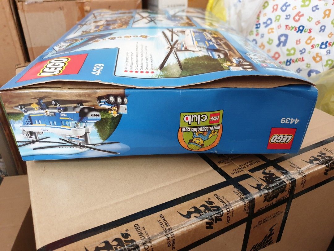 Lego 4439 City Forest Police HeavyLift Helicopter, Hobbies & Toys