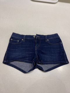 (Category: ) located in . Submitted by xuenny (Listing ID 1223757058, Image 1). Description: .