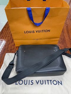 Louis Vuitton St Jacques GM Shoulder Bag In Epi Carmine Red -SOLD