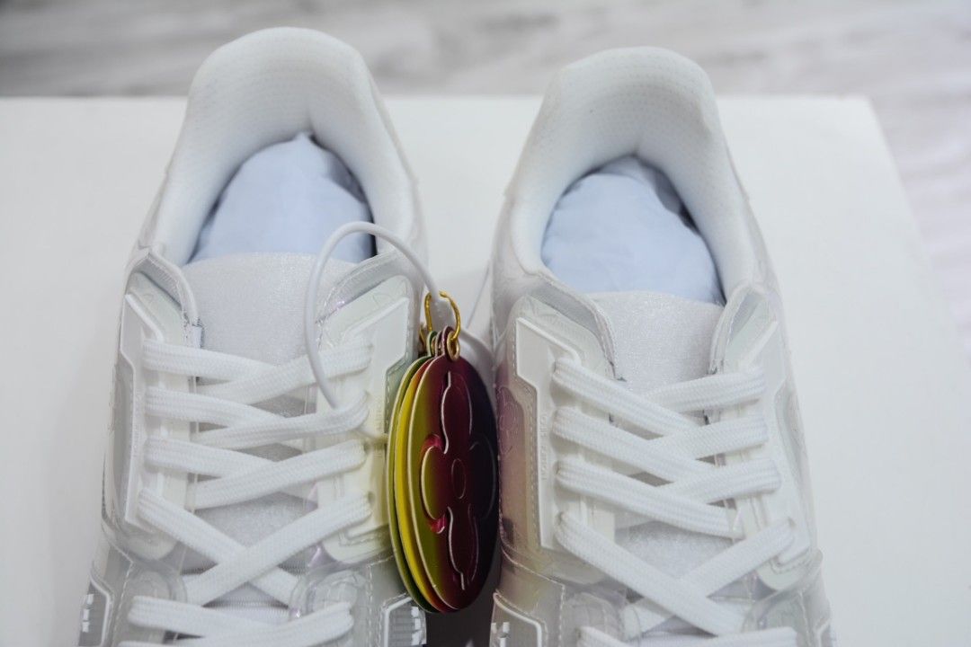 Louis Vuitton Trainer Sneaker Transparent 1A5YQY previews 