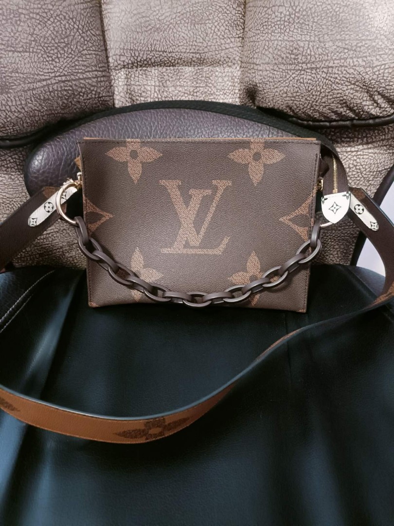 Unboxing Louis Vuitton Crafty Collection Toiletry 26 Pouch 