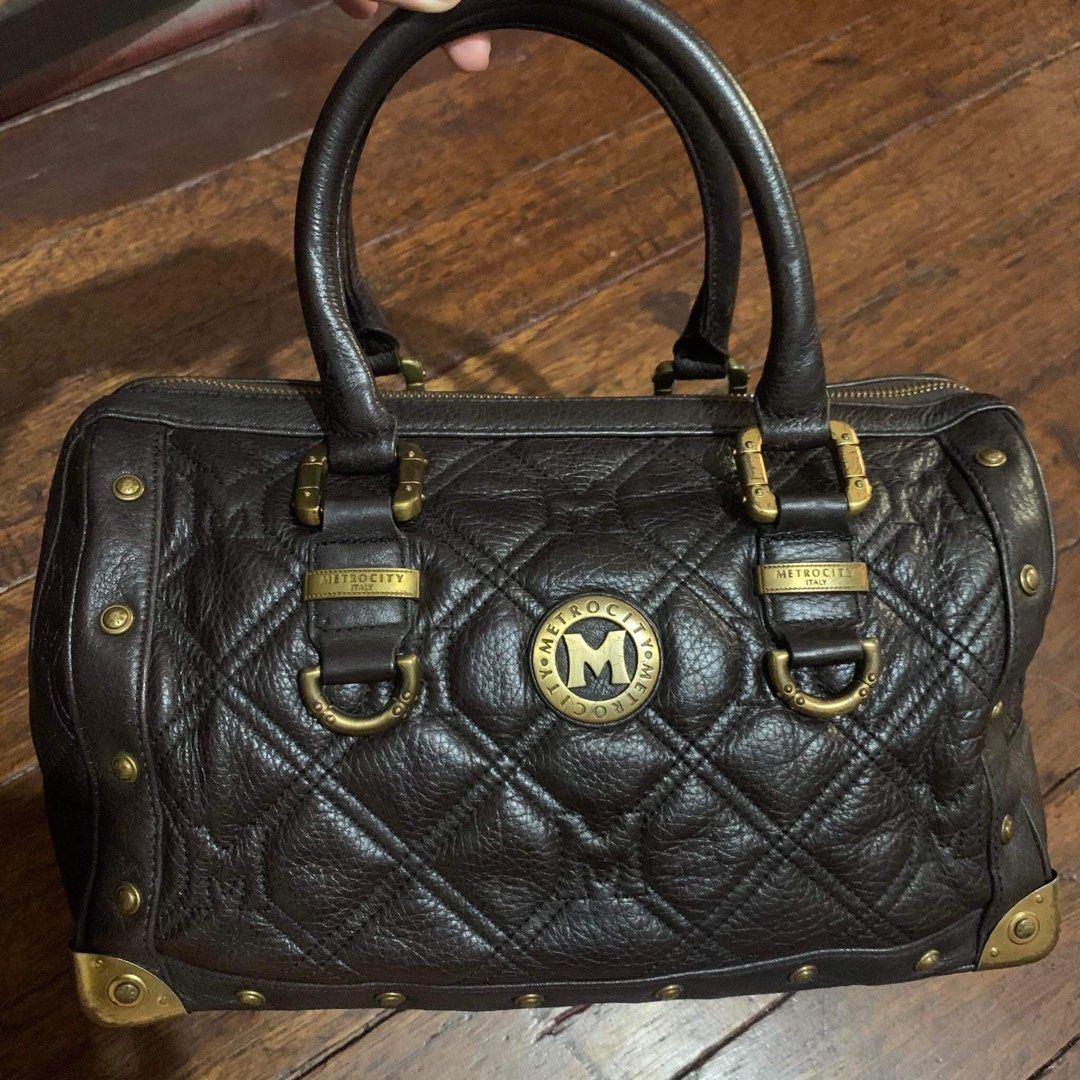 METRO CITY ORIGINAL SECOND HAND MADE IN ITALY, Luxury, Bags & Wallets on  Carousell