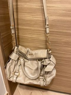 （分類：）位於 。 由 mavyc 提交（商品編號 1223741918，圖片 1）。簡介： 。