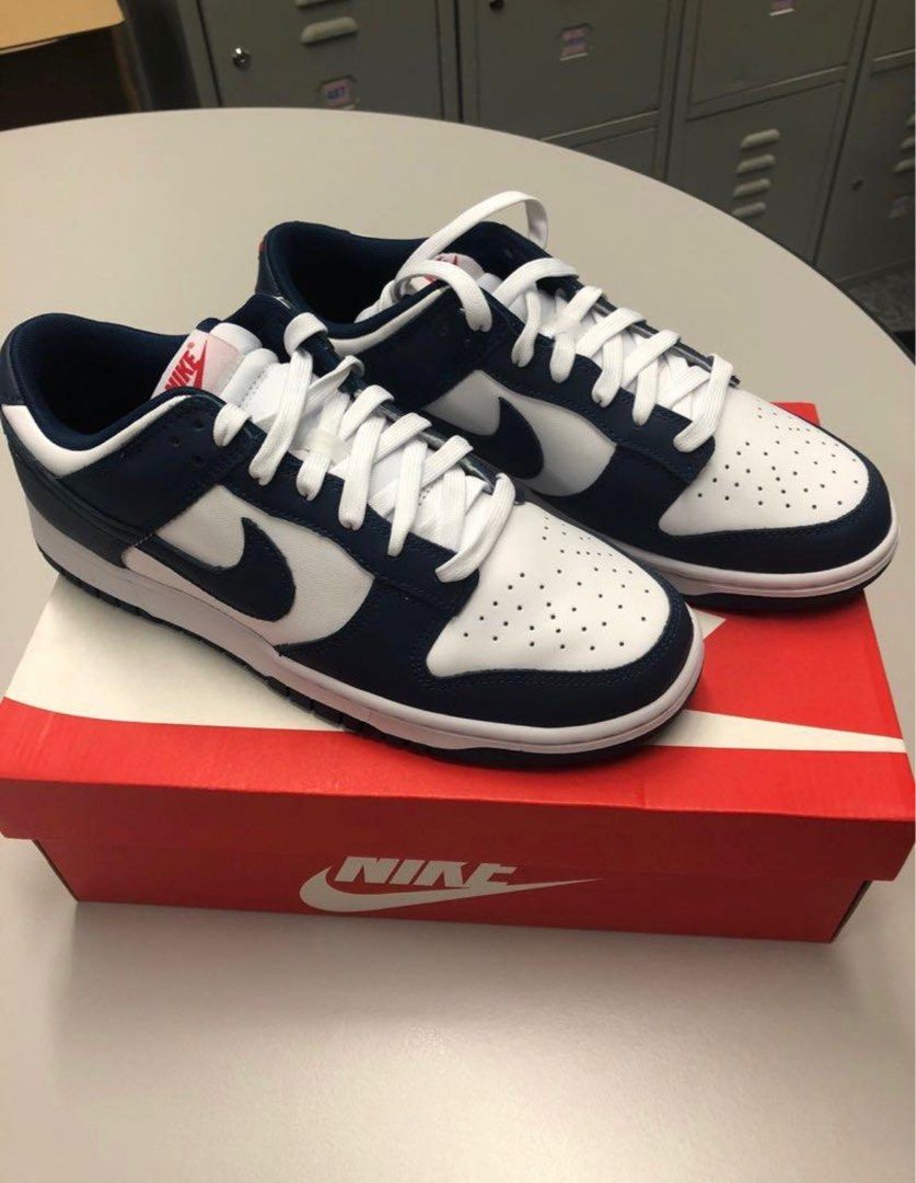 Nike dunks (Category: Sneakers) located in Singapore. Submitted by gosh_store (Listing ID 1223728366, Image 1). Description: .
