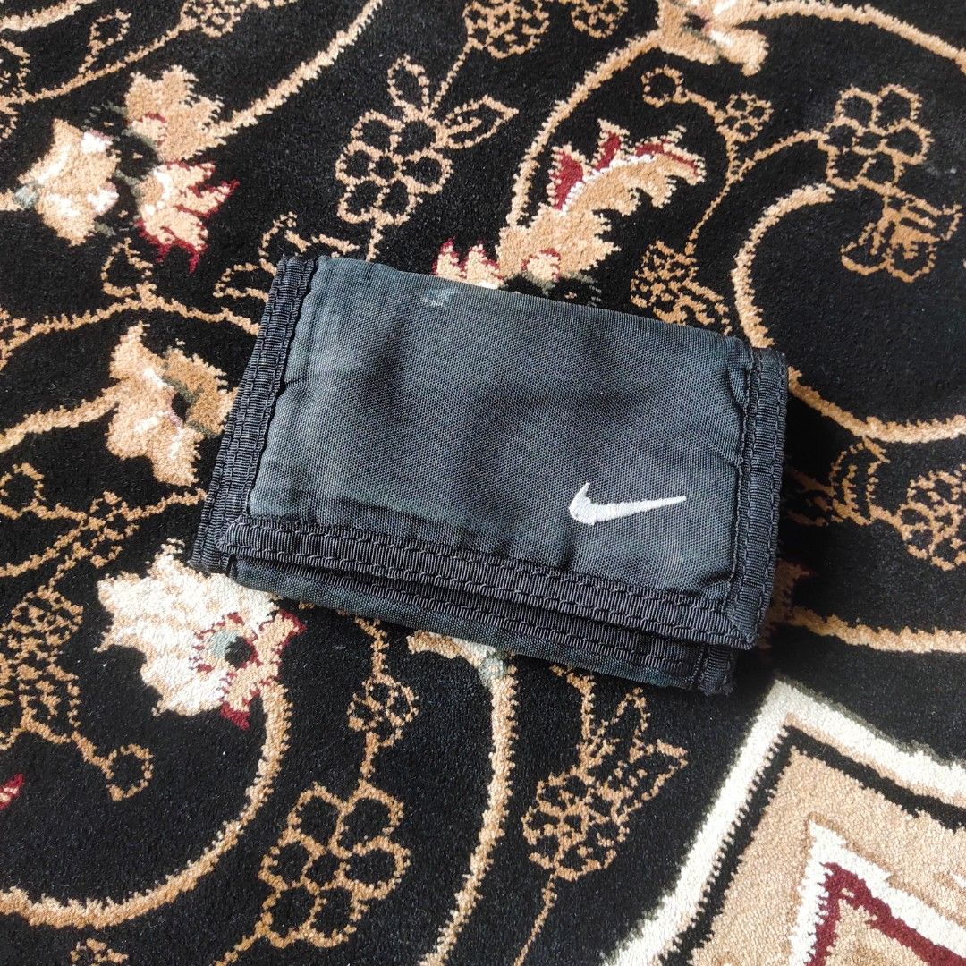 Nike top velcro wallet