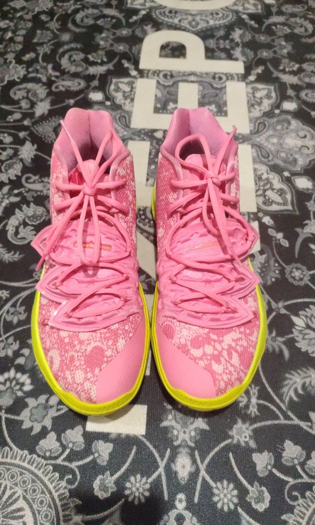 Kyrie irving clearance shoes patrick star