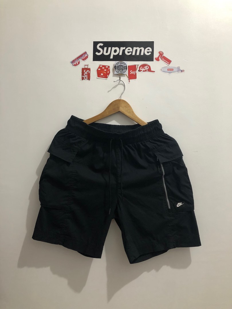NIKE SPORTSWEAR WOVEN CARGO SHORT Men s Fashion Bottoms Shorts on Carousell