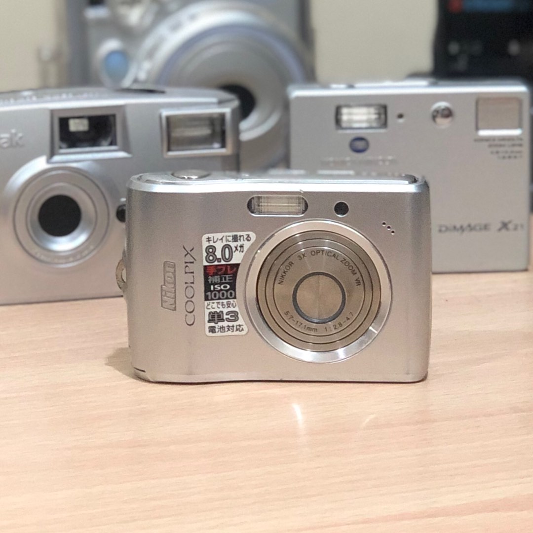 NIKON COOLPIX L15, Photography, Cameras on Carousell