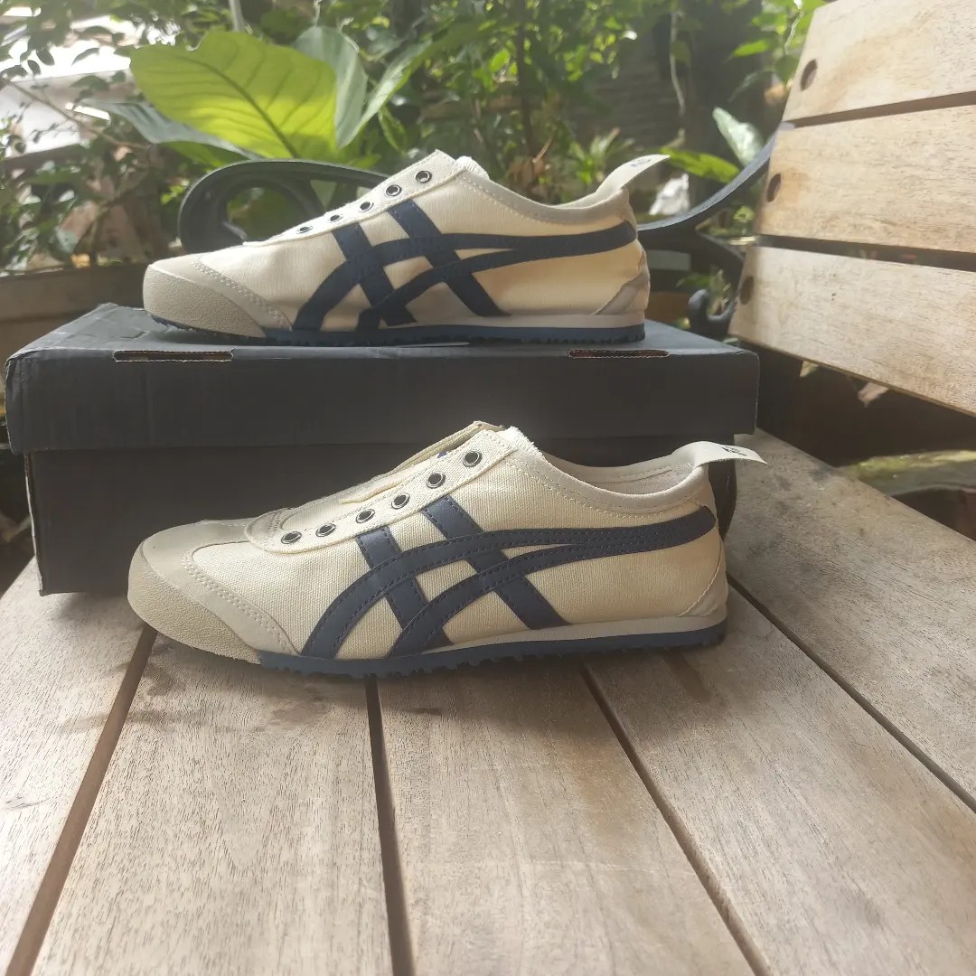Onitsuka Tiger Mexico 66 cream list navy on Carousell
