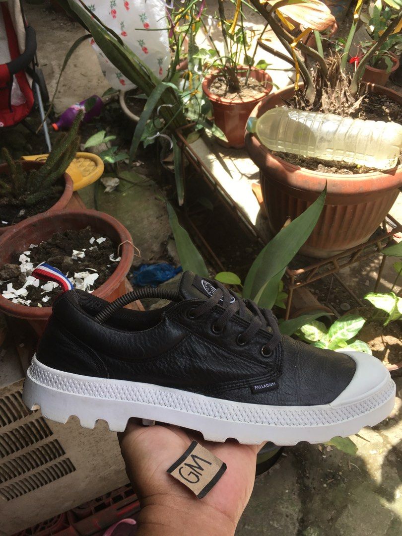 Palladium Pampa Oxford Men s Fashion Footwear Sneakers on Carousell