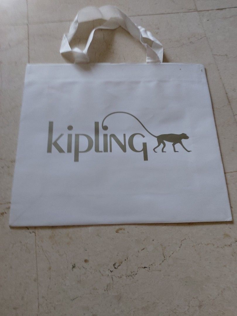 Paper bag kipling/ 38x33x10, Barang Yang Dicari di Carousell
