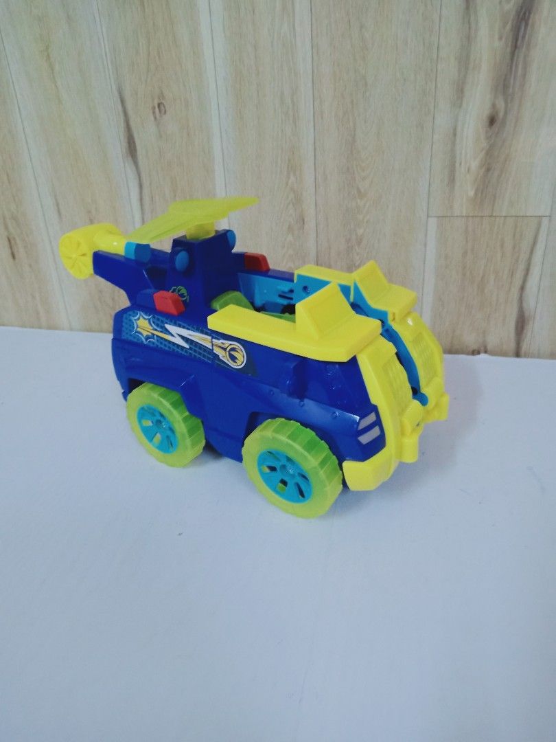 Paw patrol mighty hotsell pups flip and fly