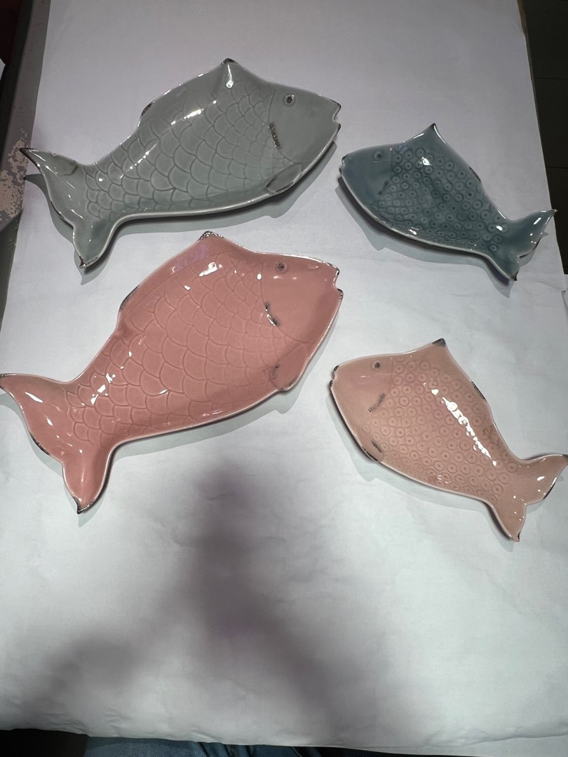 Plates fish design, Furniture & Home Living, Kitchenware & Tableware, Dinnerware & Cutlery on