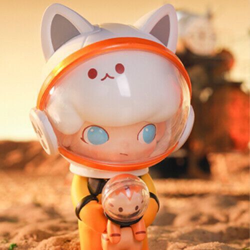 Popmart dimoo astronaut, Hobbies & Toys, Toys & Games on Carousell