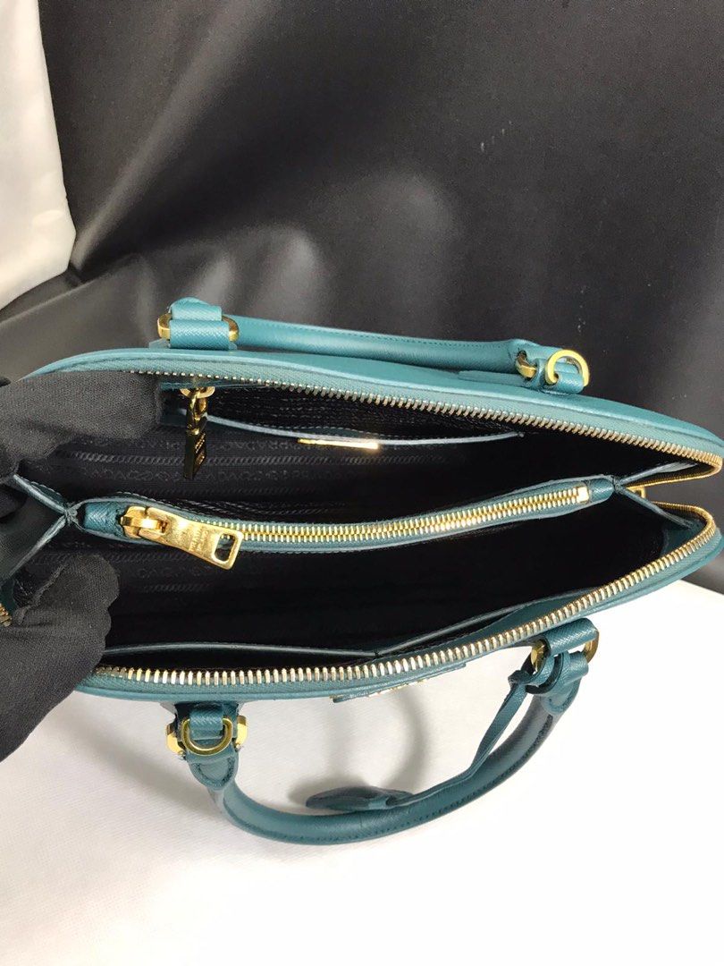 Promenade leather handbag Prada Gold in Leather - 30624664